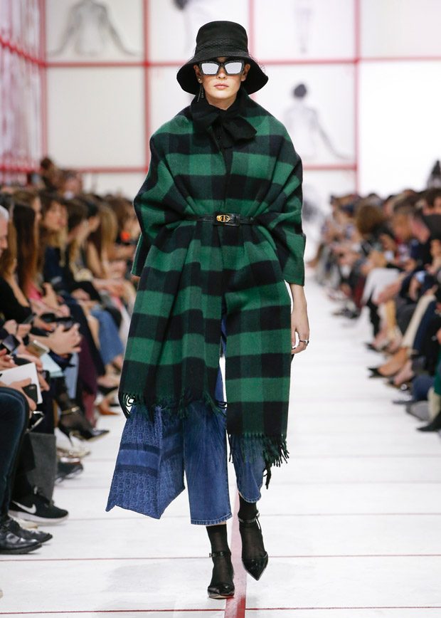 PFW: DIOR Fall Winter 2019.20 Womenswear Collection