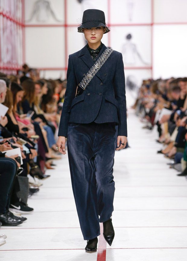 PFW: DIOR Fall Winter 2019.20 Womenswear Collection