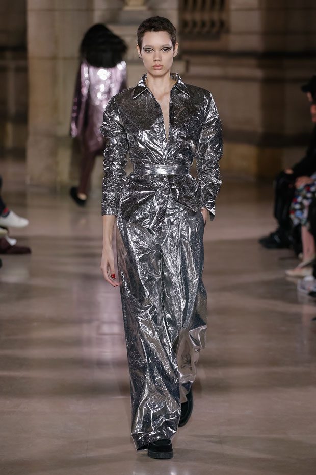 PFW: MOON YOUNG HEE Fall Winter 2019.20 Collection