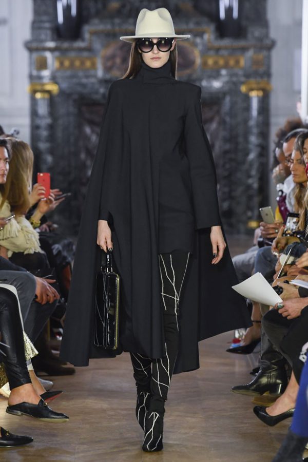 PFW: GUY LAROCHE Fall Winter 2019.20 Collection