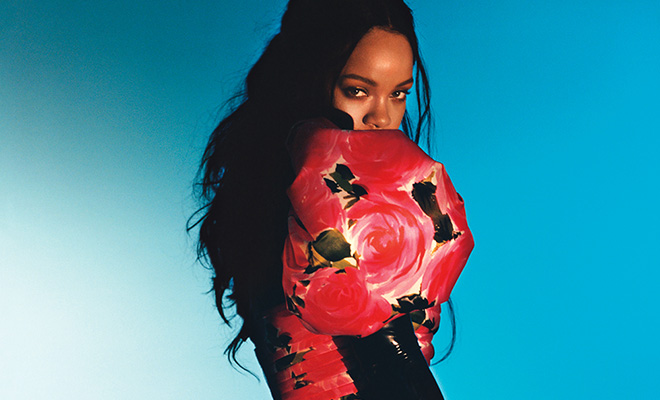 Outlander Magazine on X: Rihanna Wearing Louis Vuitton on the September  2019 edition of Vogue Hong Kong 🇭🇰  / X