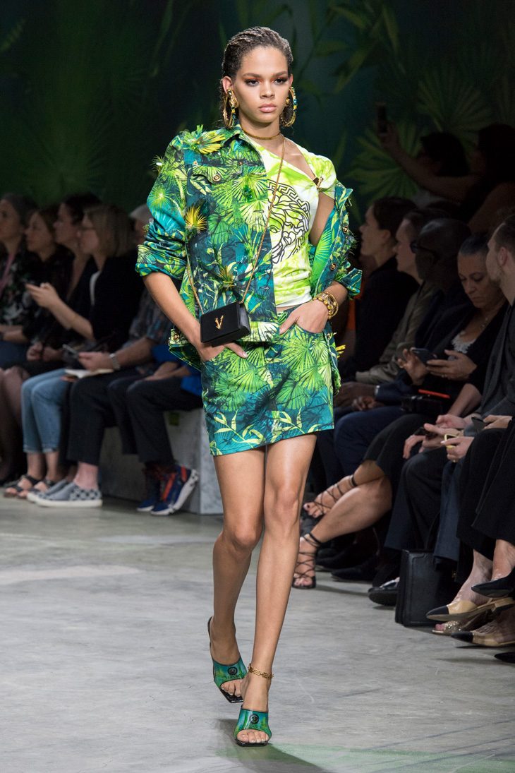 Google, Show Me The Real Jungle Dress. Versace SS20 – Design