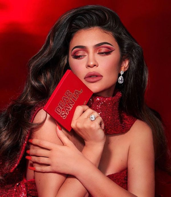 Kylie Jenner Sells Majority Stake Of Kylie Cosmetics