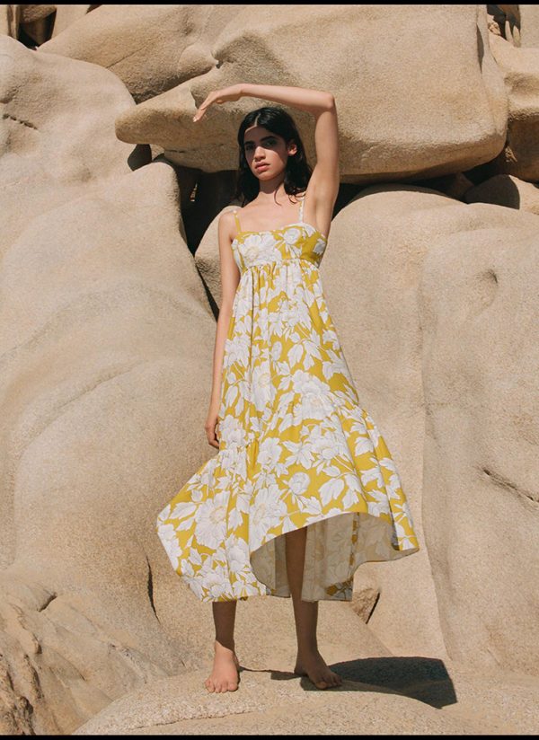 Zara Trfs New Womenswear Collection Brings Summer Vibes 0553