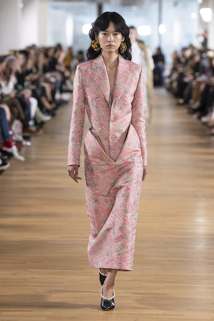 PFW: Y/PROJECT Fall Winter 2020.21 Womenswear Collection