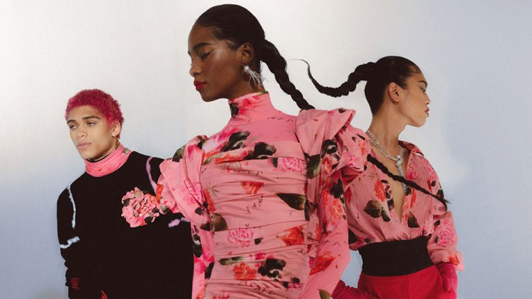 Discover PRABAL GURUNG Pre-Fall / Fall 2021 Collection