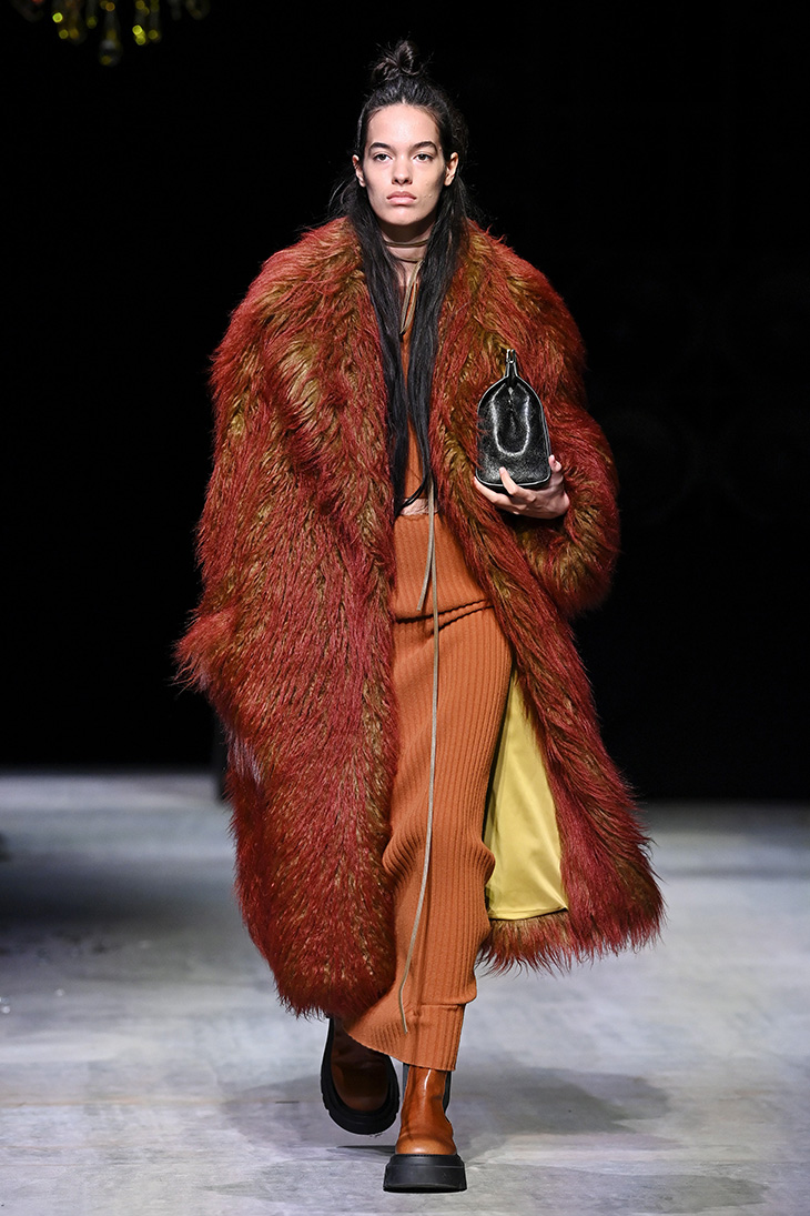 Sportmax Fall Winter 2021 Runway Collection at MFW