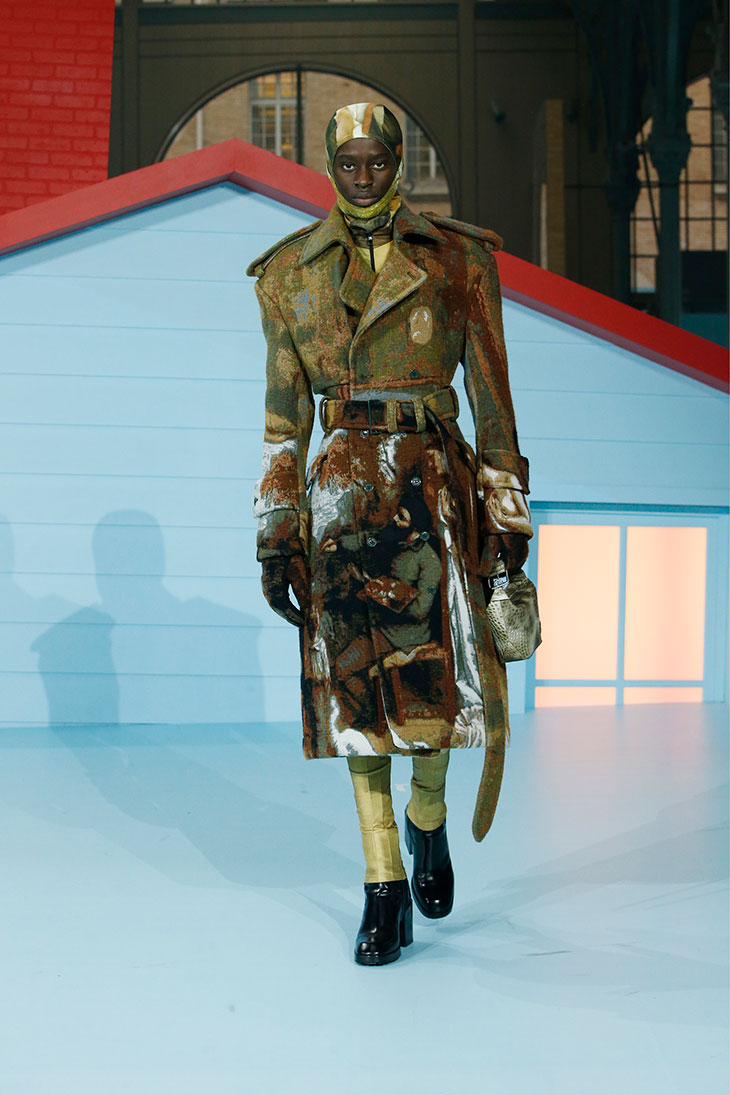 EVERY LOOK FROM LOUIS VUITTON FALL/WINTER 2022 MENSWEAR – CR