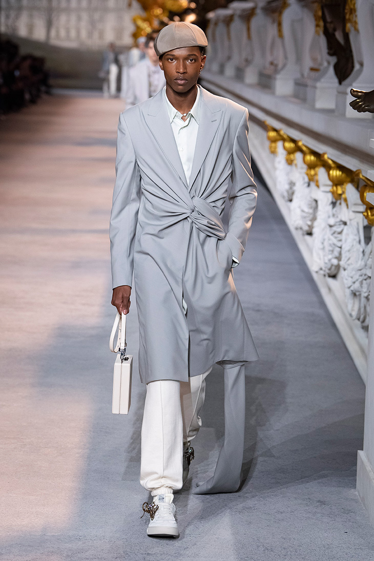 Dior makes the case for the feminisation of mens clothes