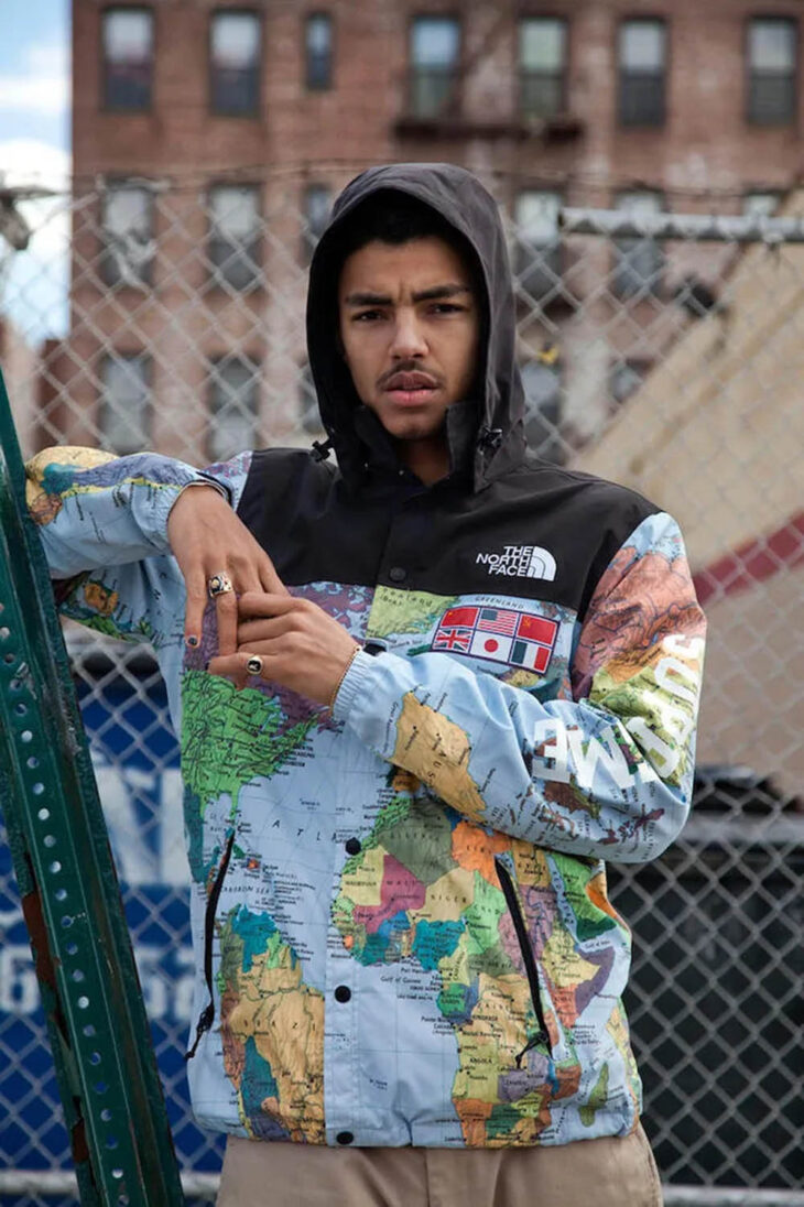Supreme x The North Face Mountain Jacket