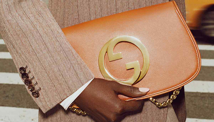 Gucci Blondie Canvas Shoulder Bag in Beige - Gucci