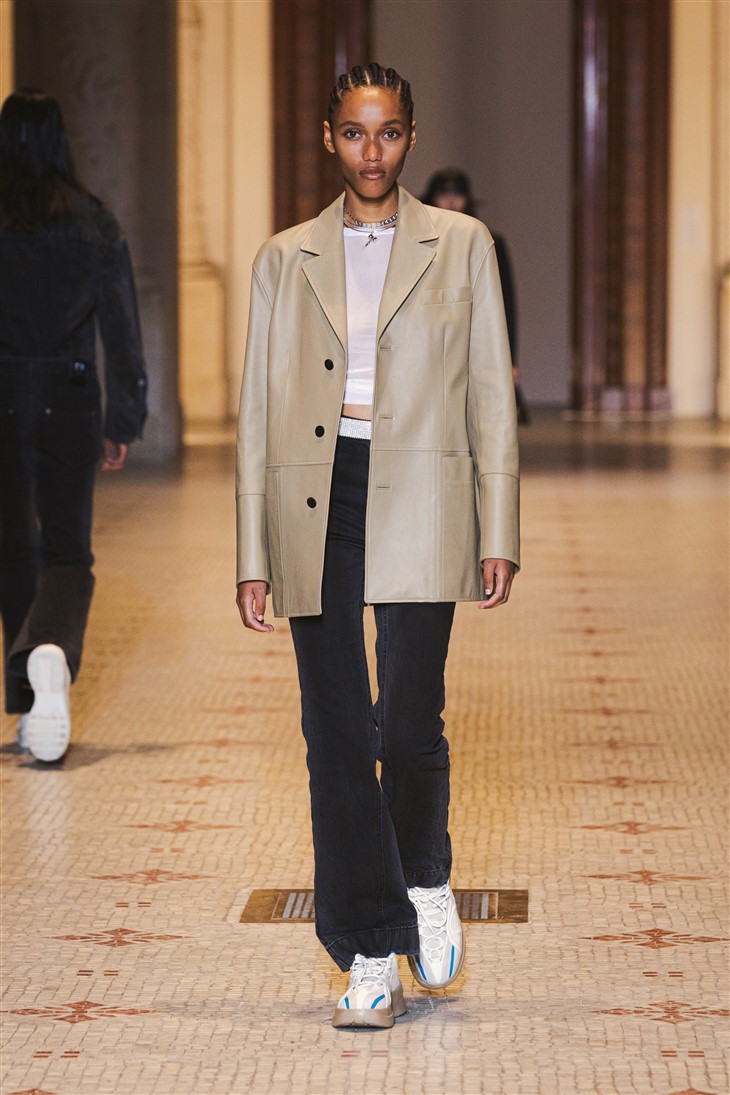 PFW: WOOYOUNGMI Spring Summer 2023 Collection - DSCENE