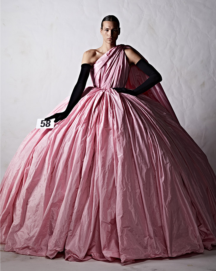 Cristóbal Balenciaga's Signature Looks - Balenciaga Dresses Sack