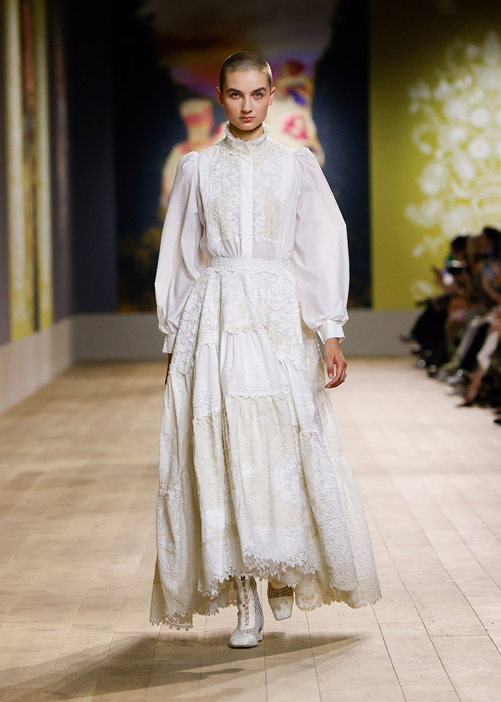 Christian Dior Couture Fall Winter 2022 Paris – NOWFASHION