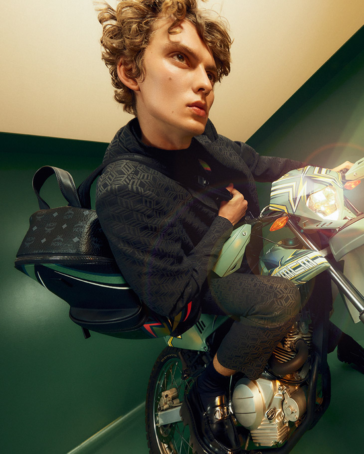 Hermès Fall Winter 2022-23 Campaign