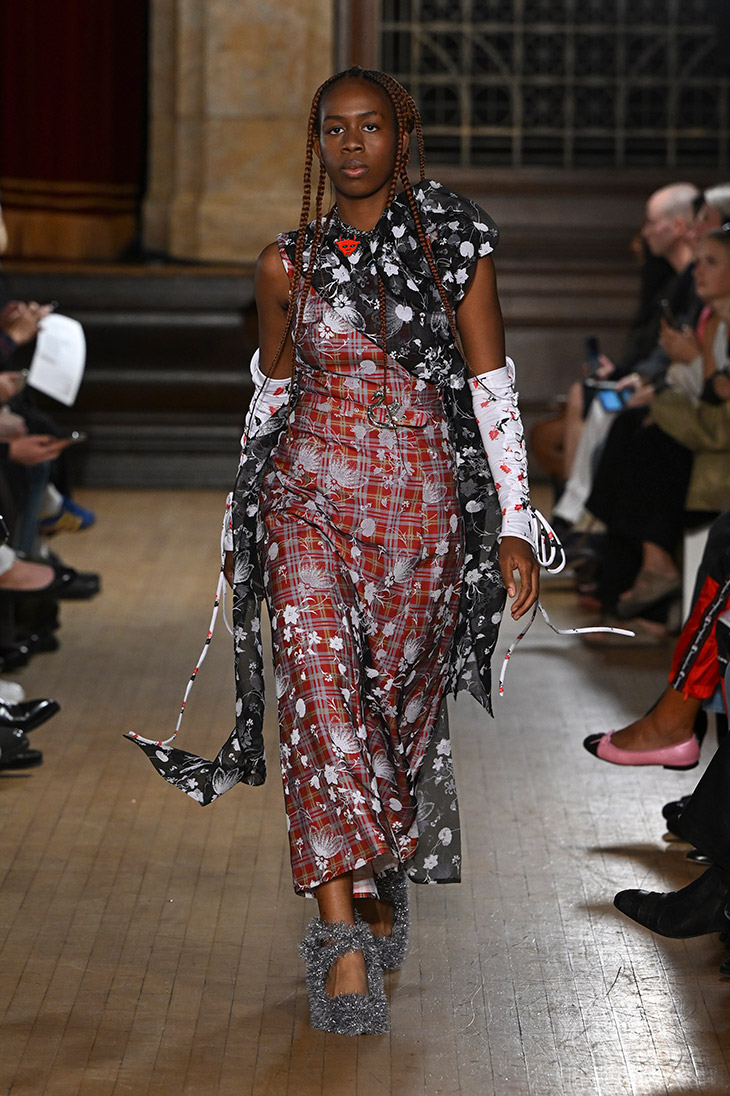 LFW: CHOPOVA LOWENA Spring Summer 2023 Collection