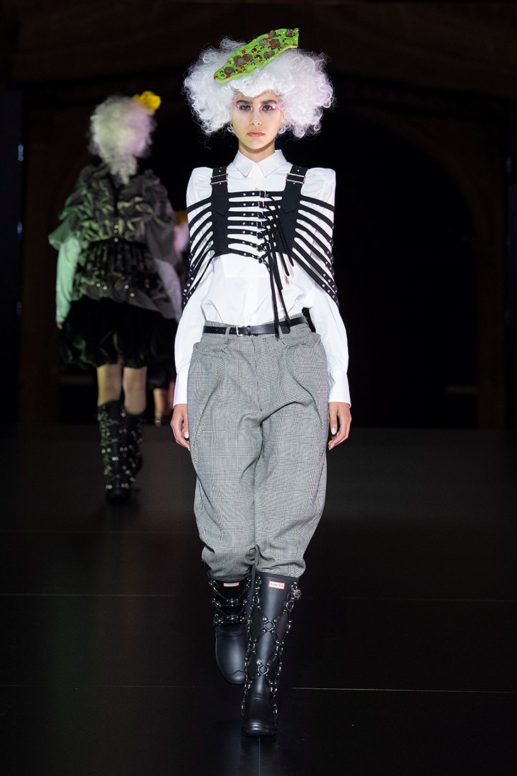 PFW: NOIR KEI NINOMIYA Spring Summer 2023 Collection