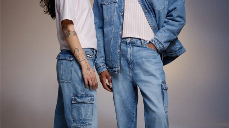 Discover TOMMY JEANS X MARTINE ROSE Fall 2022 Capsule Collection - Male  Model Scene