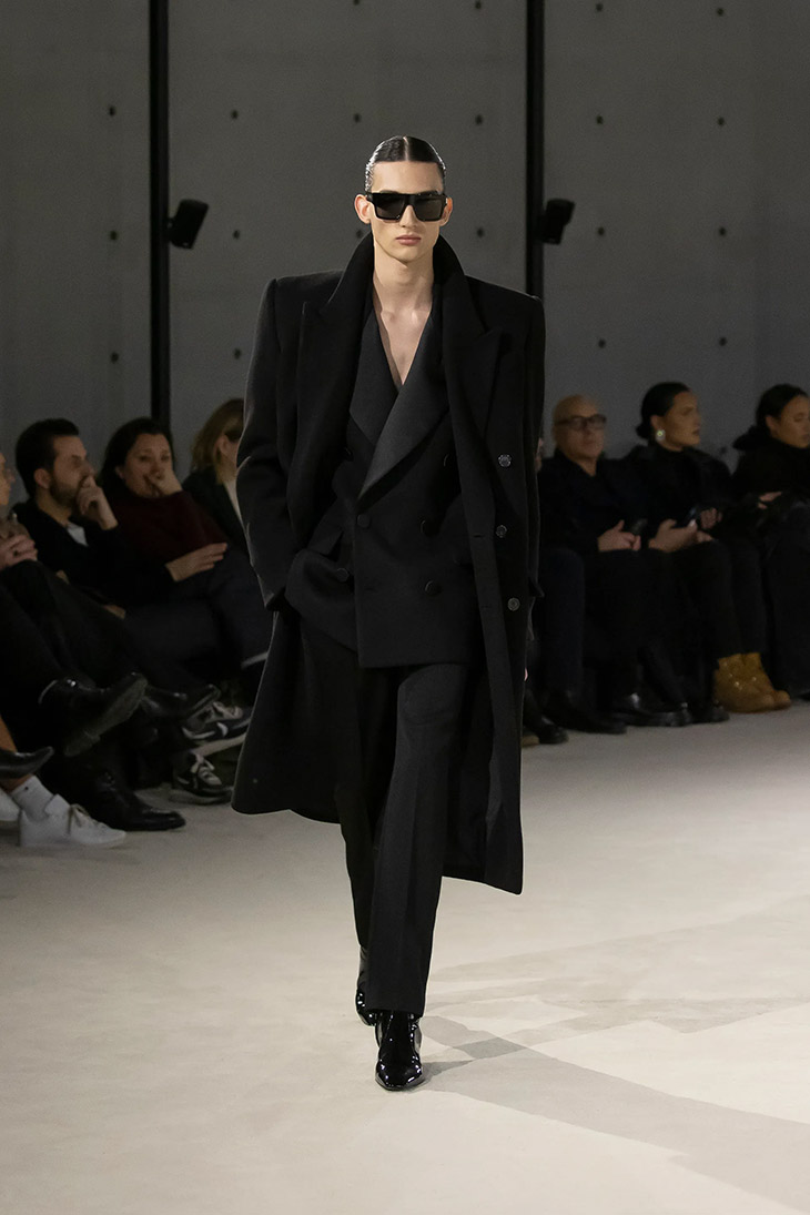 Saint Laurent Fall 2023 Men's Fashion Show Live from Paris