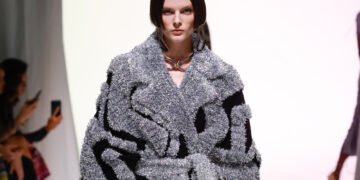 MISSONI Womenswear Fall Winter 2023 Runway Collection