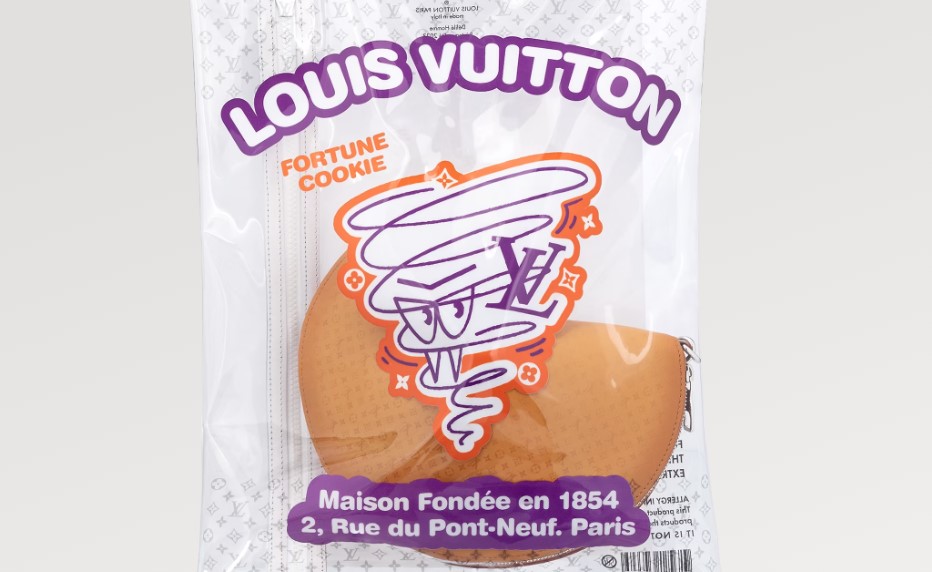 Louis Vuitton 2023 Monogram Fortune Cookie - Neutrals Clutches