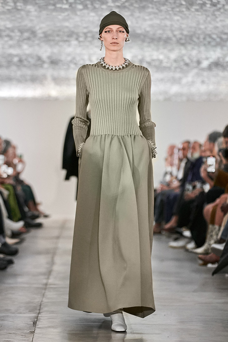 Jil Sander Fall 2024 Ready-to-Wear Runway, Fashion Show & Collection Review